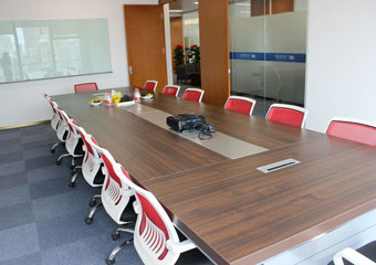 上?；橐雎蓭熥稍? /></a></div>
                        <h3>律所環境</h3>
                      </div>
                    </div>

                    <div   id=