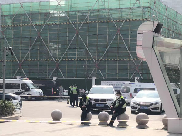 如何行使撤銷離婚財(cái)產(chǎn)分割協(xié)議的權(quán)利?上海離婚起訴律師來回答