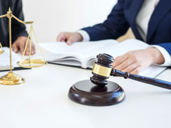 16歲被性侵，18歲產子，爸爸：“我有義務撫養(yǎng)被性侵生下的孩子”